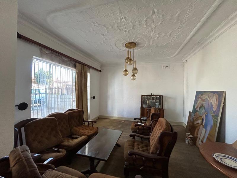 4 Bedroom Property for Sale in Kenilworth Western Cape